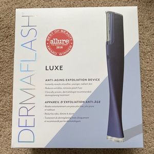 NWT DERMAFLASH Luxe (unopened, still sealed)